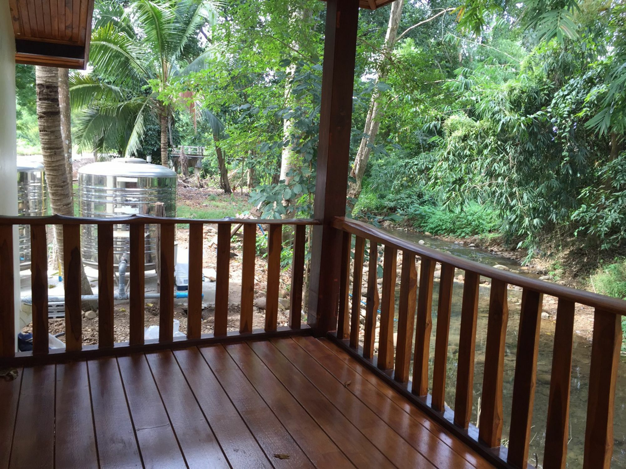 Tamarind Homestay & Camp Kanchanaburi Esterno foto